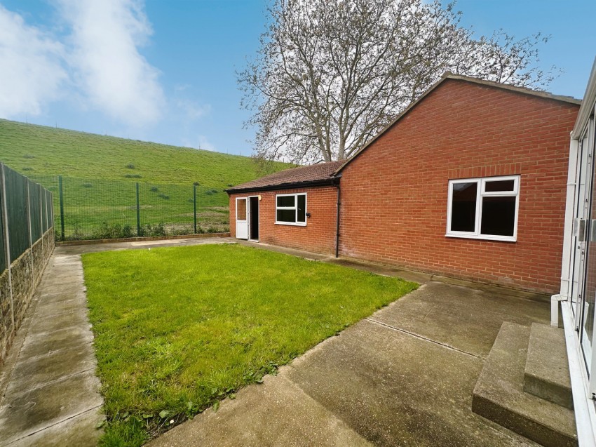 Images for New Road, Shepperton, Surrey