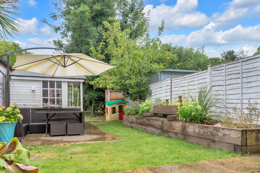 Images for Stainash Crescent, Staines-upon-Thames, Surrey