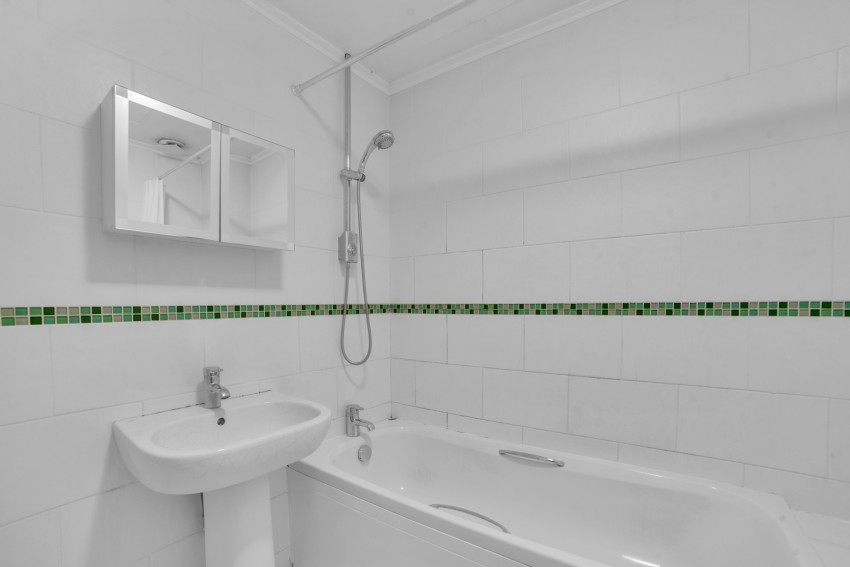 Images for Aspen Close, Staines-upon-Thames, Surrey