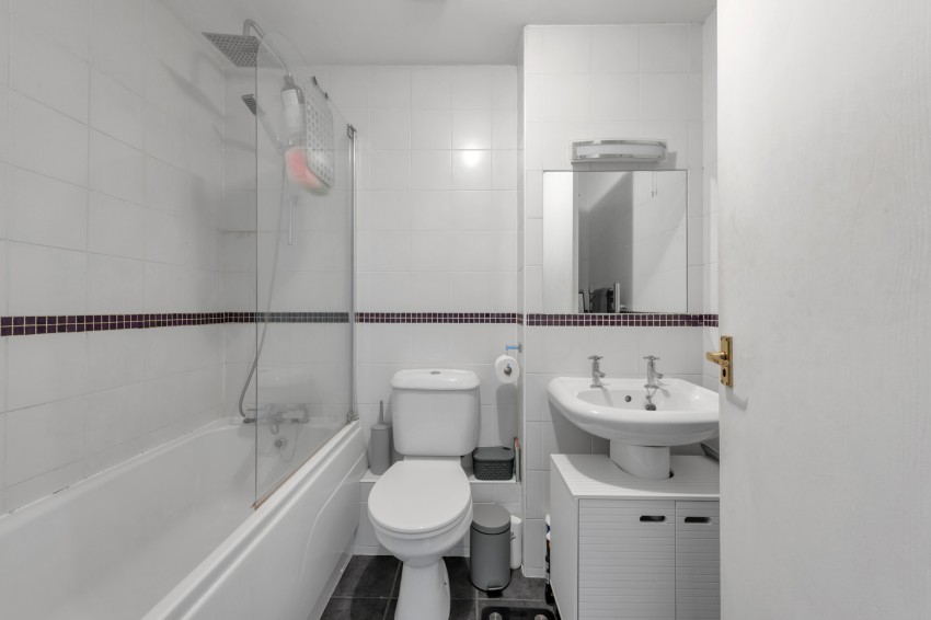 Images for Oaks Road, Stanwell, Staines-upon-Thames, Surrey