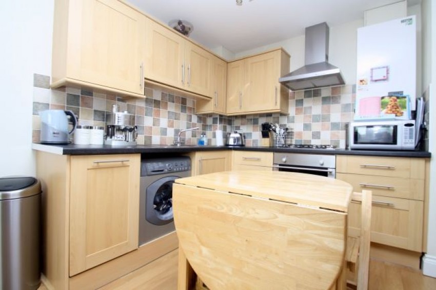 Images for Crescott Hall, FELTHAM