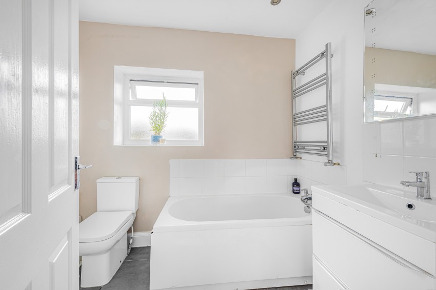 Images for Brookside Avenue, Ashford, Surrey