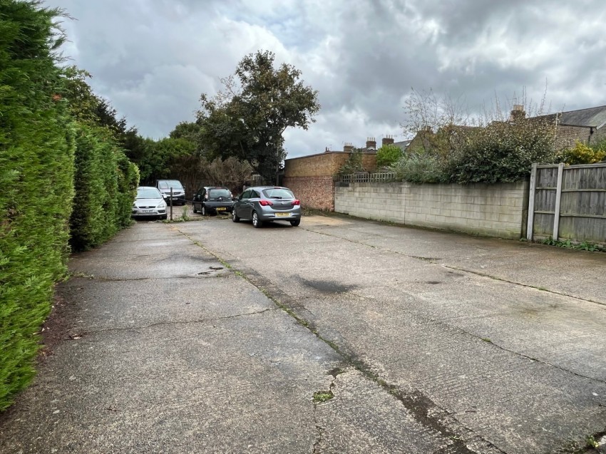 Images for Chaucer Road, Ashford, Surrey