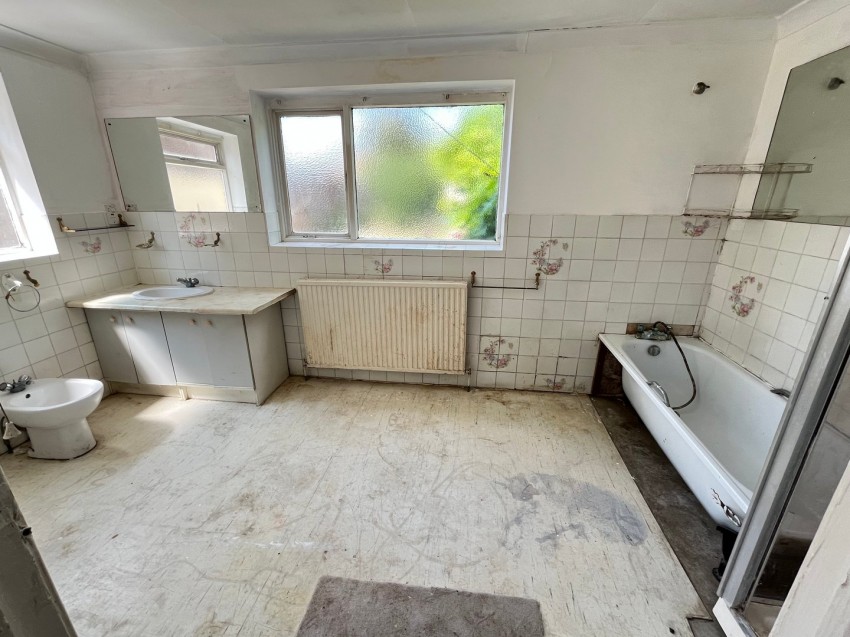 Images for Oakfield Road, Ashford, Surrey