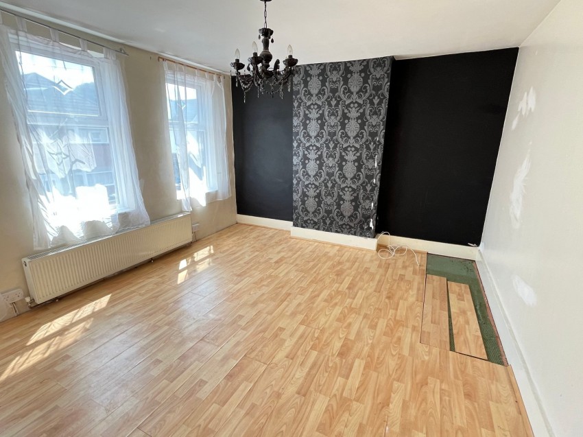 Images for Oakfield Road, Ashford, Surrey