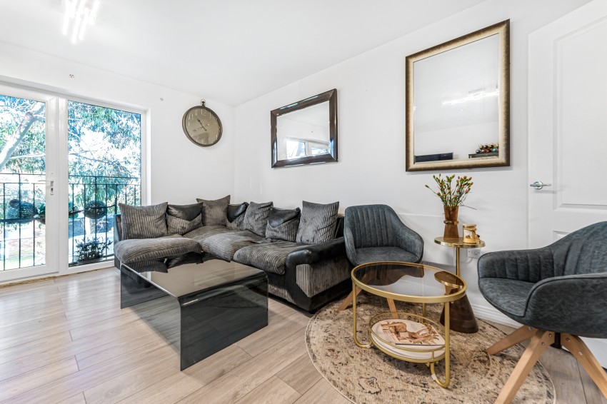 Images for London Road, Ashford, Surrey