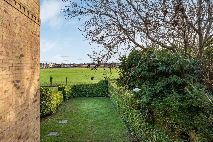 Images for London Road, Ashford, Surrey