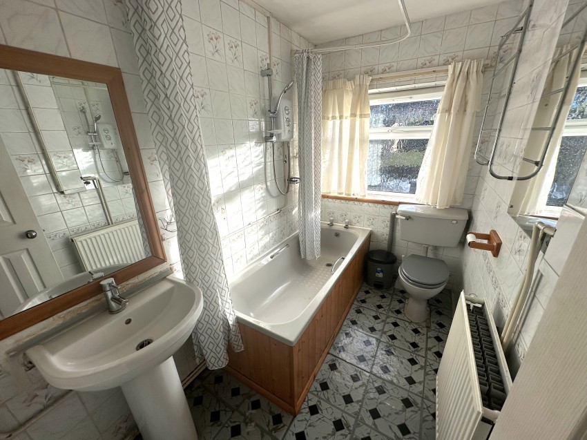 Images for Farnell Road, STAINES-UPON-THAMES