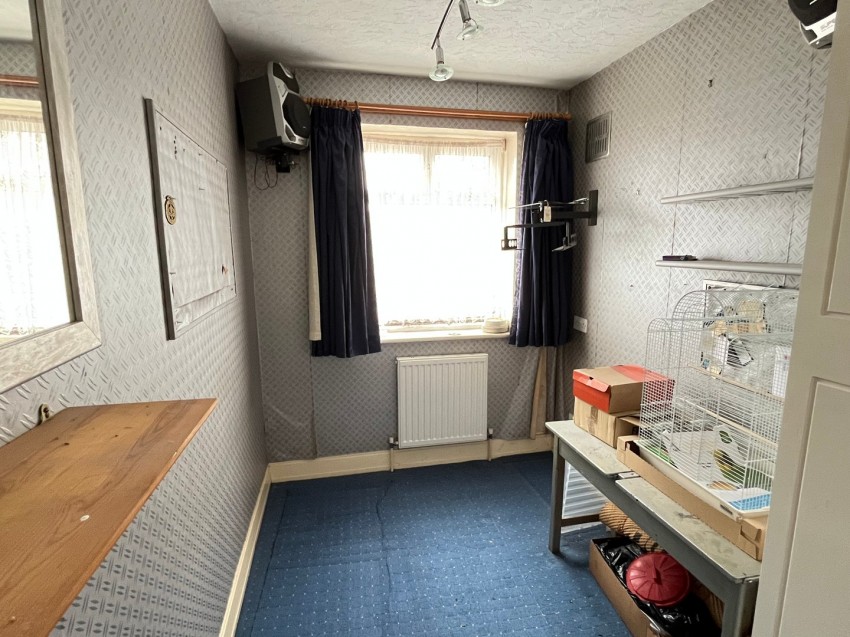 Images for Queens Walk, Ashford, Surrey