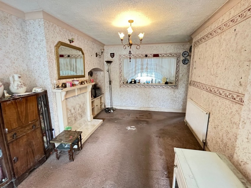 Images for Queens Walk, Ashford, Surrey