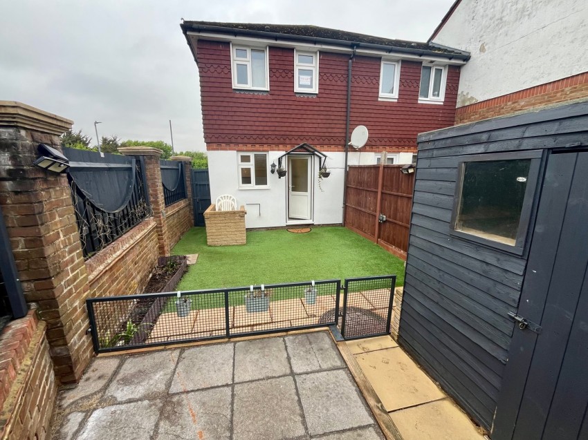 Images for Cleveland Park, Stanwell, Surrey