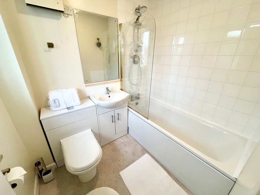 Images for Cleveland Park, Stanwell, Surrey