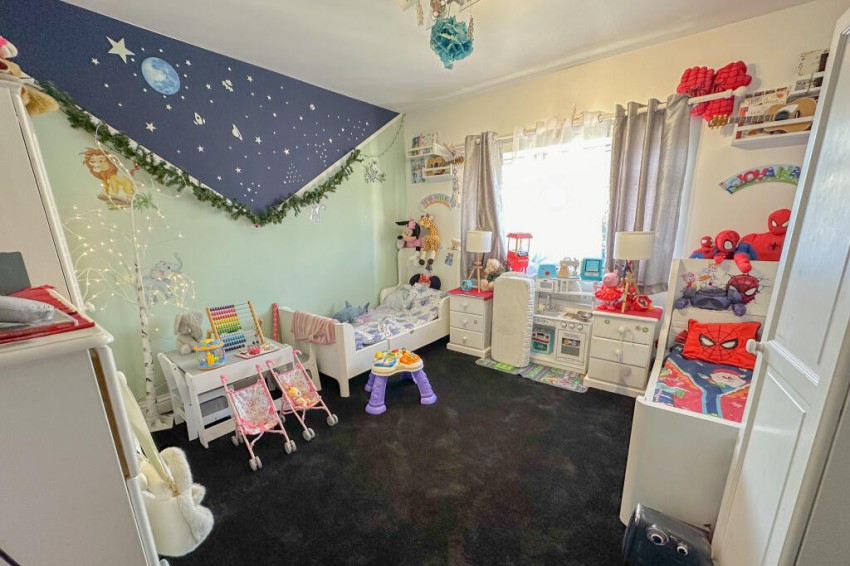 Images for Wraysbury, Staines-upon-Thames, Berkshire