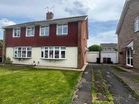 Mayfield Close, Ashford, Surrey