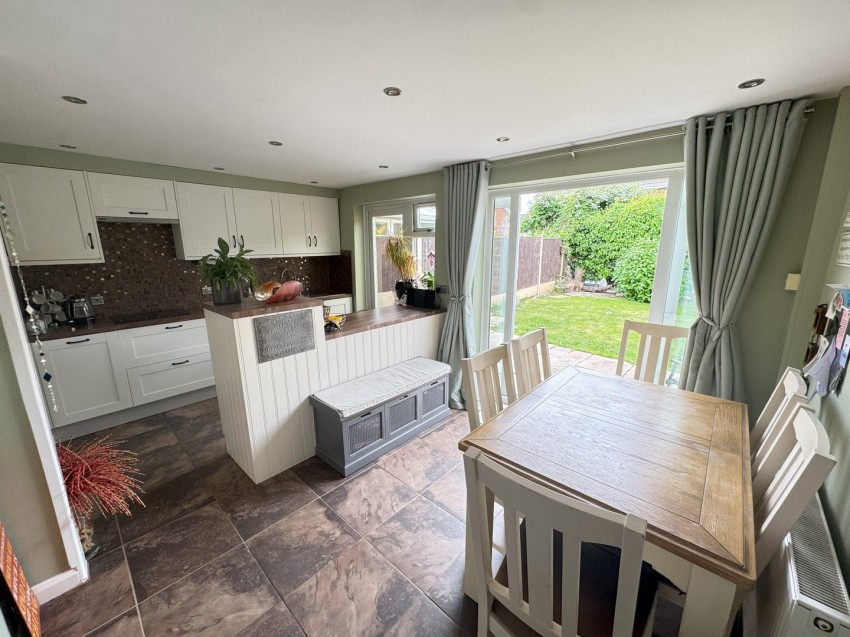 Images for Mayfield Close, Ashford, Surrey