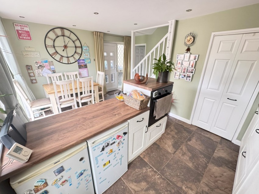 Images for Mayfield Close, Ashford, Surrey