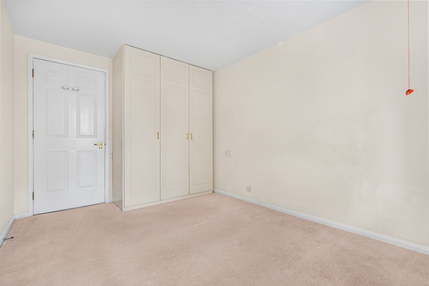 Images for Farm Close, Staines-upon-Thames, Surrey