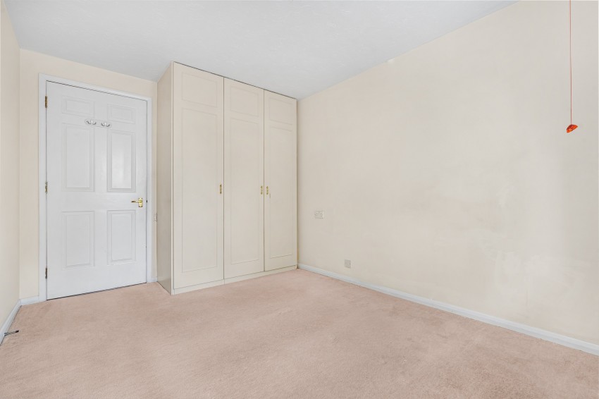 Images for Farm Close, Staines-upon-Thames, Surrey