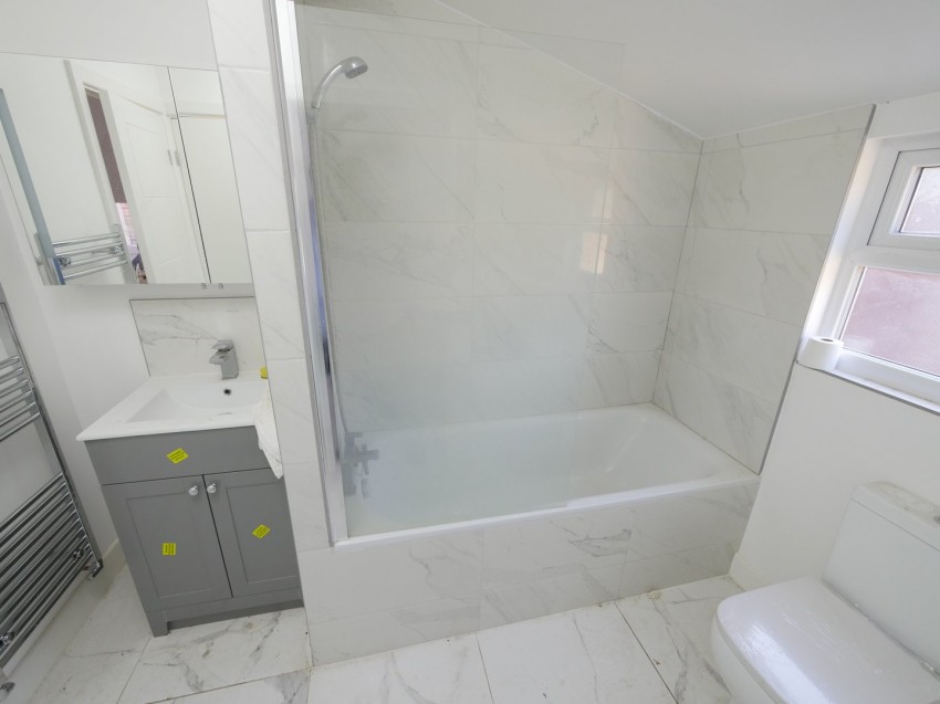Images for Ashford Crescent, Ashford