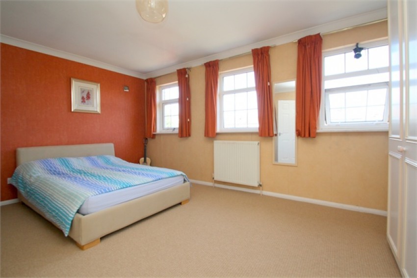 Images for Fairlawns Close, STAINES-UPON-THAMES