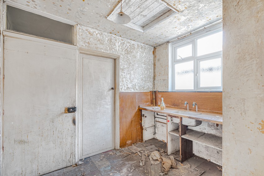 Images for Penton Avenue, Staines-upon-Thames, Surrey