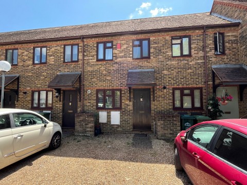 Squires Walk, Ashford, Surrey