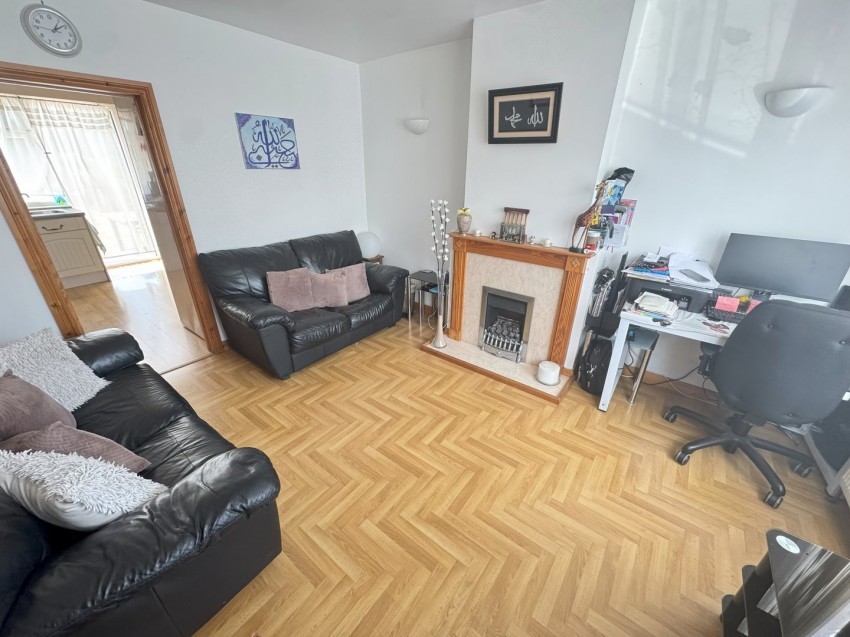 Images for Harrow Road, Feltham, Surrey
