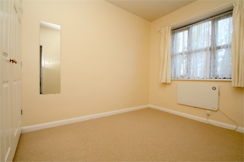 Images for Upper Halliford Road, SHEPPERTON