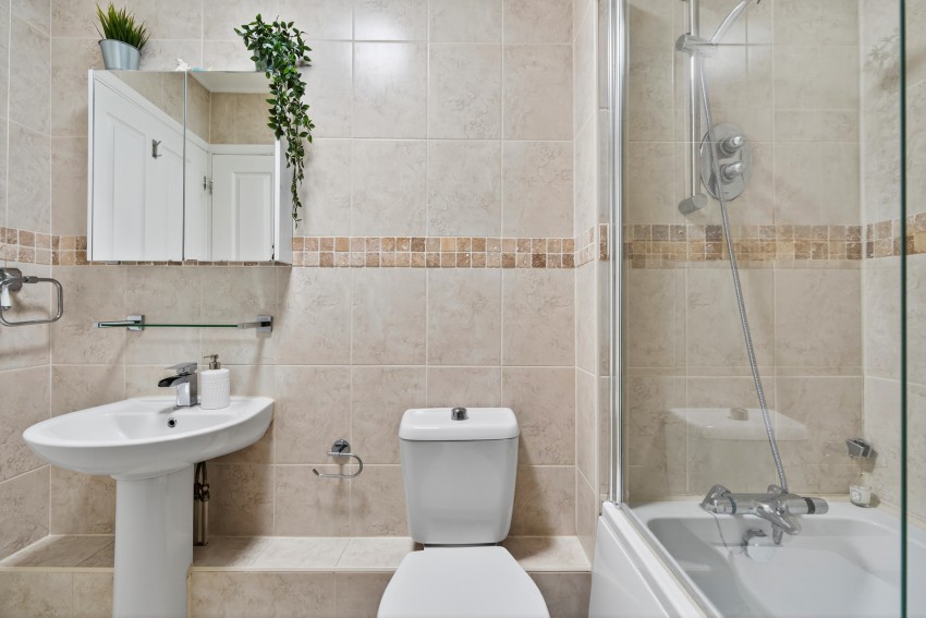 Images for Leacroft, Staines-upon-Thames, Surrey