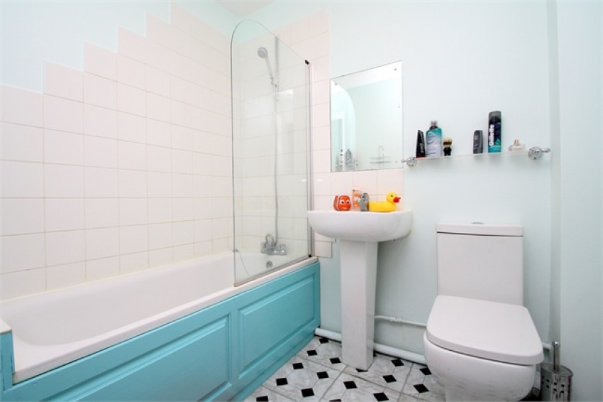 Images for Bramley Close, STAINES-UPON-THAMES