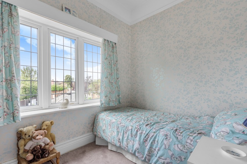 Images for Station Crescent, Ashford, Surrey