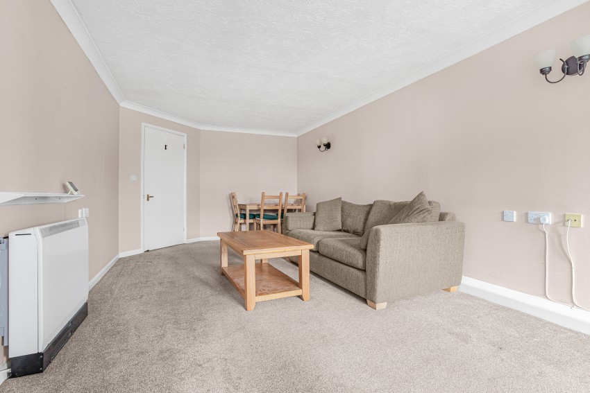 Images for High Street, Feltham, Greater London