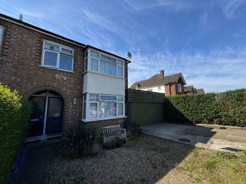 London Road, Ashford, Surrey