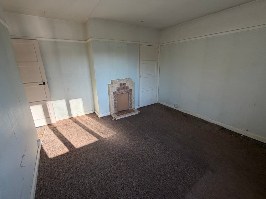 Images for Brookside Avenue, Ashford, Surrey