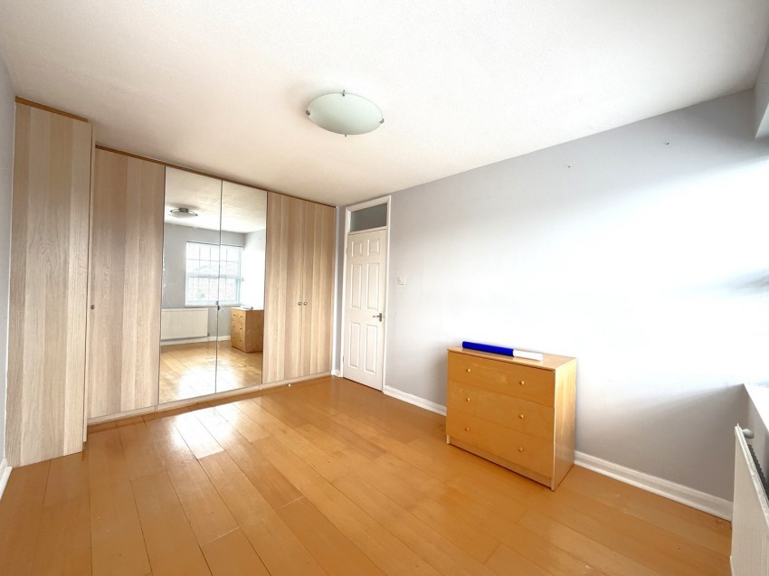 Images for Shaftesbury Crescent, Staines-upon-Thames, Surrey