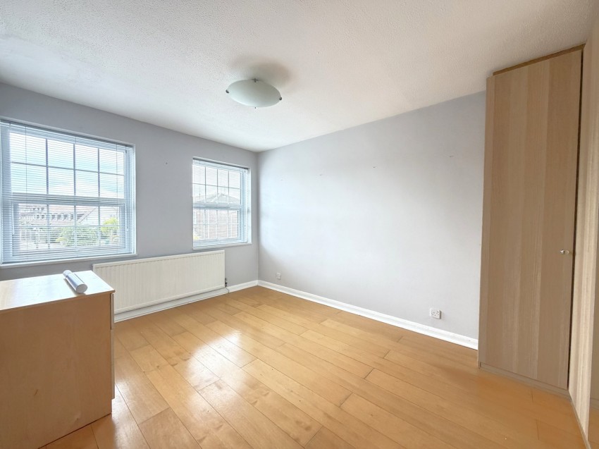 Images for Shaftesbury Crescent, Staines-upon-Thames, Surrey