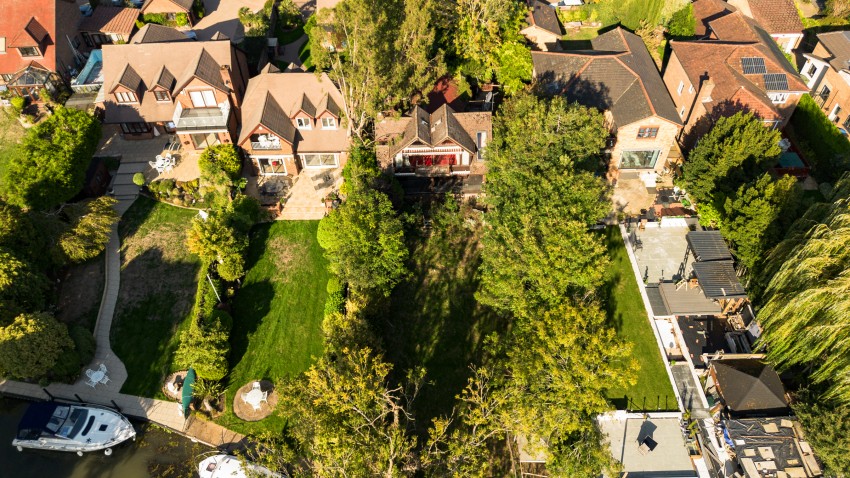 Images for Wraysbury, Staines-upon-Thames, Berkshire