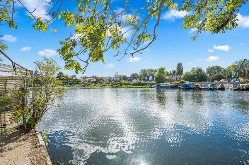 Images for Wraysbury, Staines-upon-Thames, Berkshire