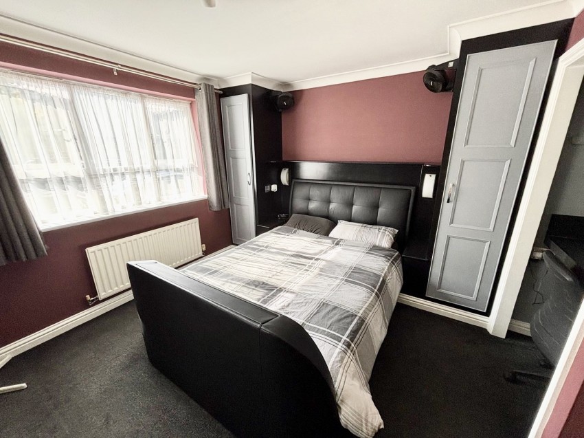 Images for Chertsey Road, Feltham, Greater London