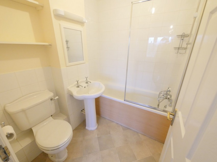 Images for Cumberland Road, Ashford, Surrey