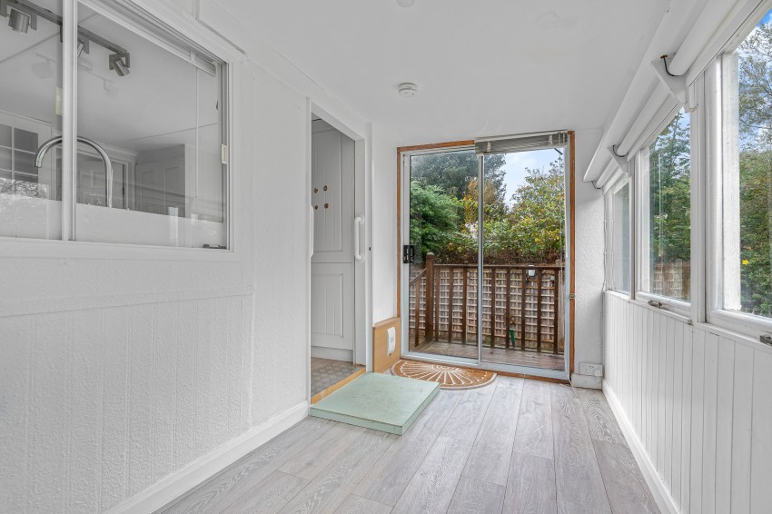 Images for Western Avenue, Chertsey, Surrey