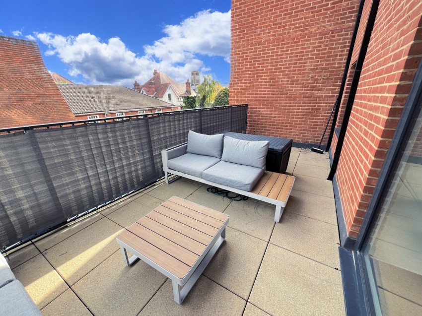 Images for Pitcher Lane, Ashford, Surrey