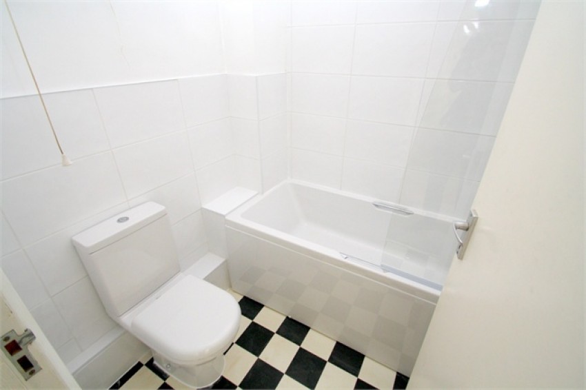 Images for Gresham Road, Staines-upon-Thames