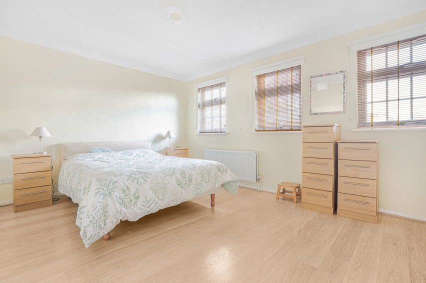 Images for Fairlawns Close, Staines-upon-Thames, Surrey