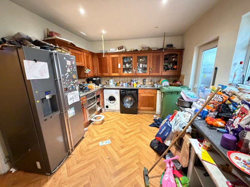 Images for Station Crescent, Ashford, Surrey