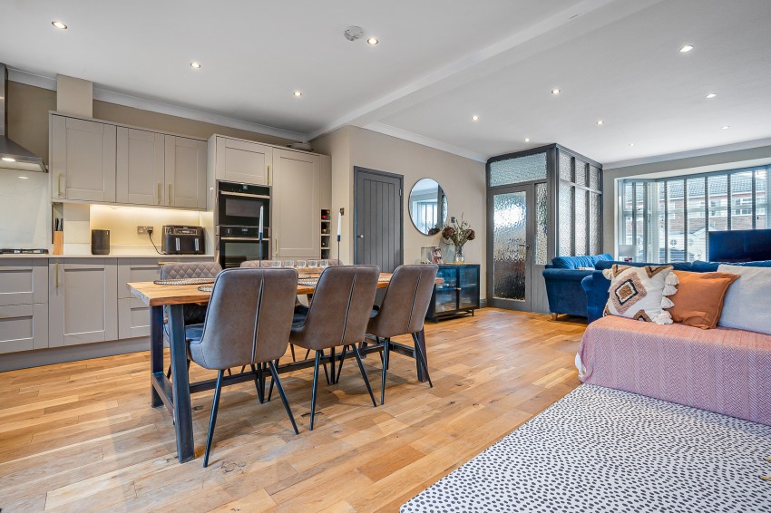 Images for Chestnut Manor Close, Staines-upon-Thames, Surrey