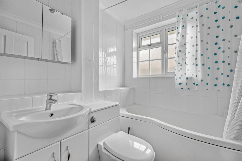Images for Kingfisher Drive, Staines-upon-Thames, Surrey