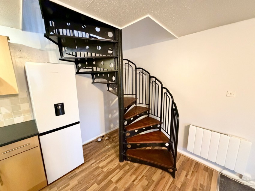 Images for Pippins Court, Ashford, Surrey