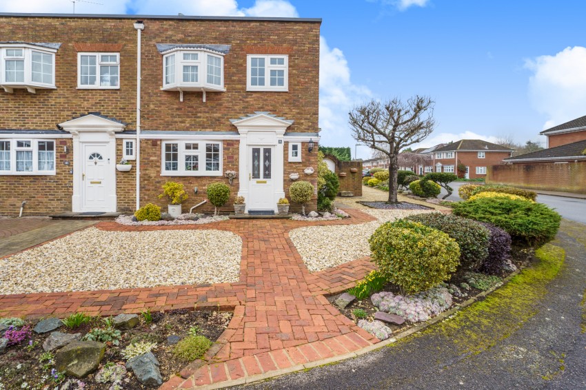 Images for Shaftesbury Crescent, Staines-upon-Thames, Surrey