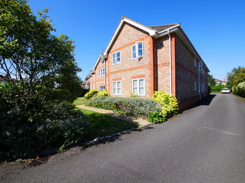 Images for Cumberland Road, Ashford, Surrey